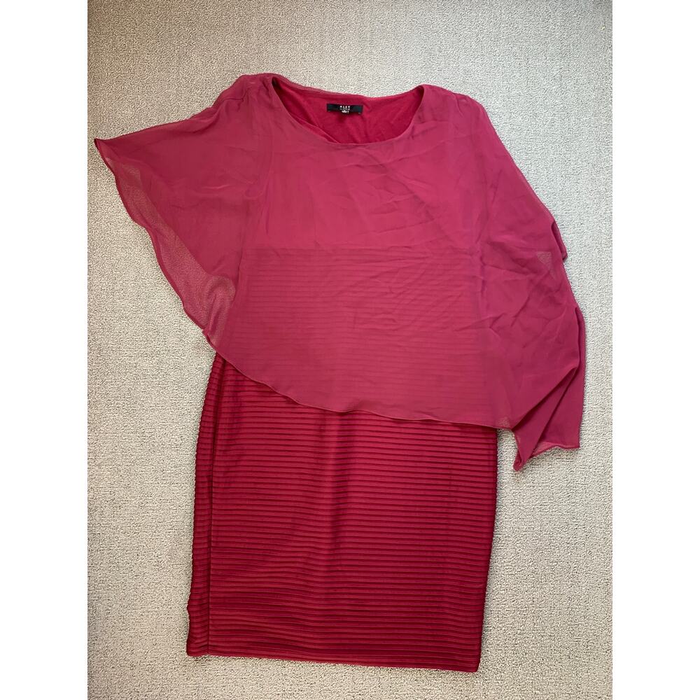 Alex Marie Dress Formal Mini Burgundy Red Size Medium‎